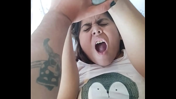 La reviento a pollazos