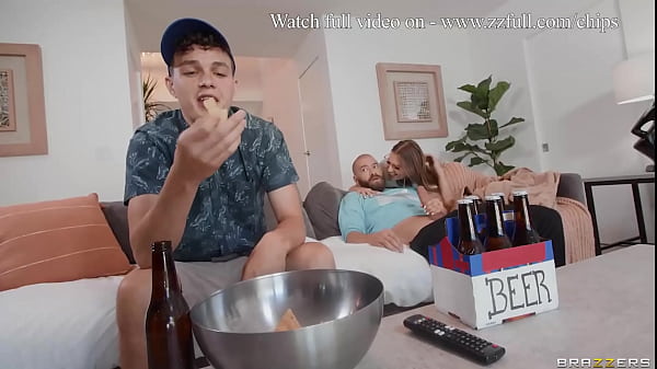 Horny GF Gets a Sneaky Creampie – Kenzie Love / Brazzers  / stream full from www.zzfull.com/chips
