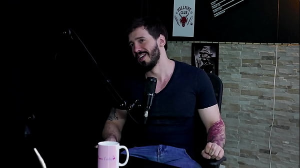 Gosta de sentir dor no pau, zofilia tem que ser crime, gosta de inversão, e sobre a exposição… – Arthur Aily (SHEER/RED)