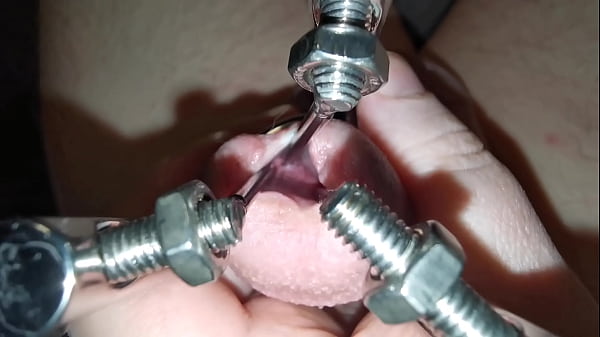 Jayq – 01-2025 – Sounding mit 14mm Stahl. 13mm Plug in Penis und Harnröhre Dehnung